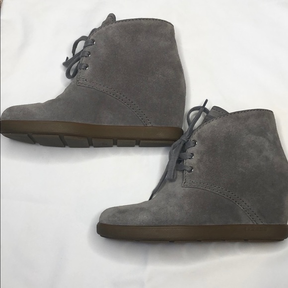 Prada Suede Boots, EU 36, US 6, Gray, Lace Up - Picture 6 of 6